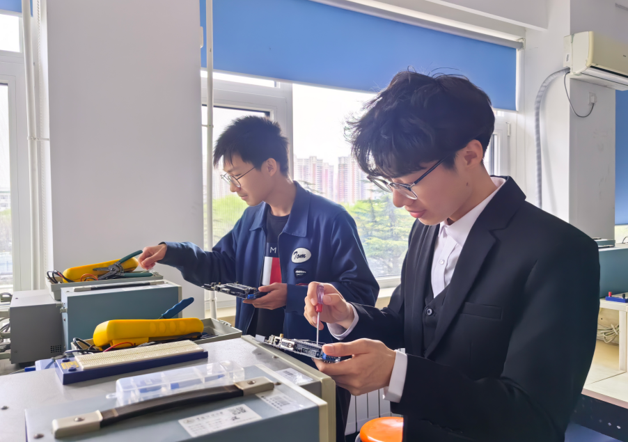 如图片无法显示，请刷新页面