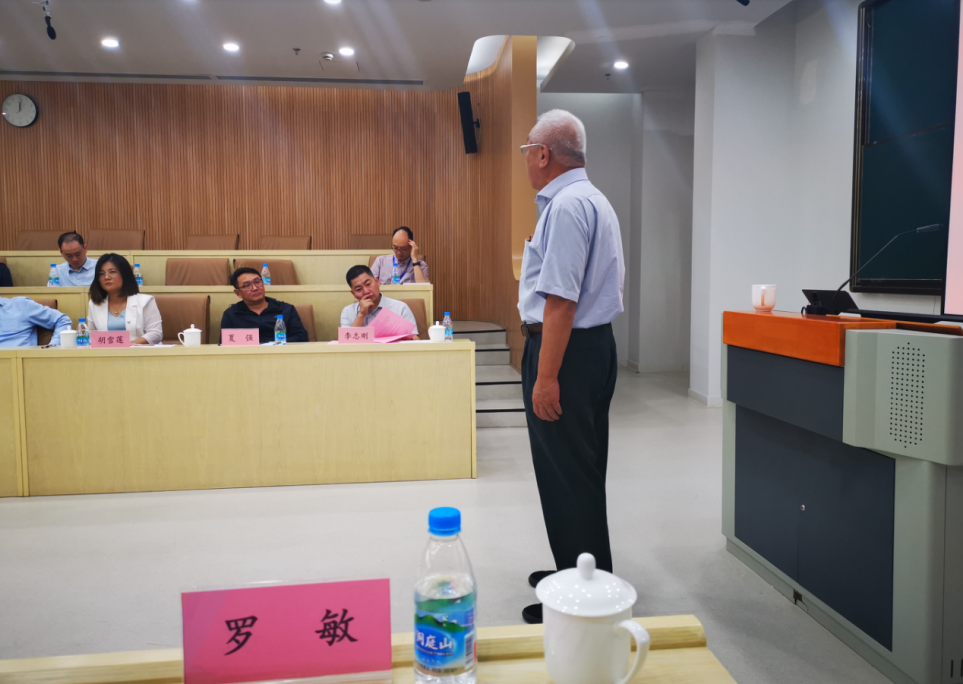如图片无法显示,请刷新页面