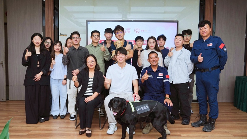 如图片无法显示,请刷新页面