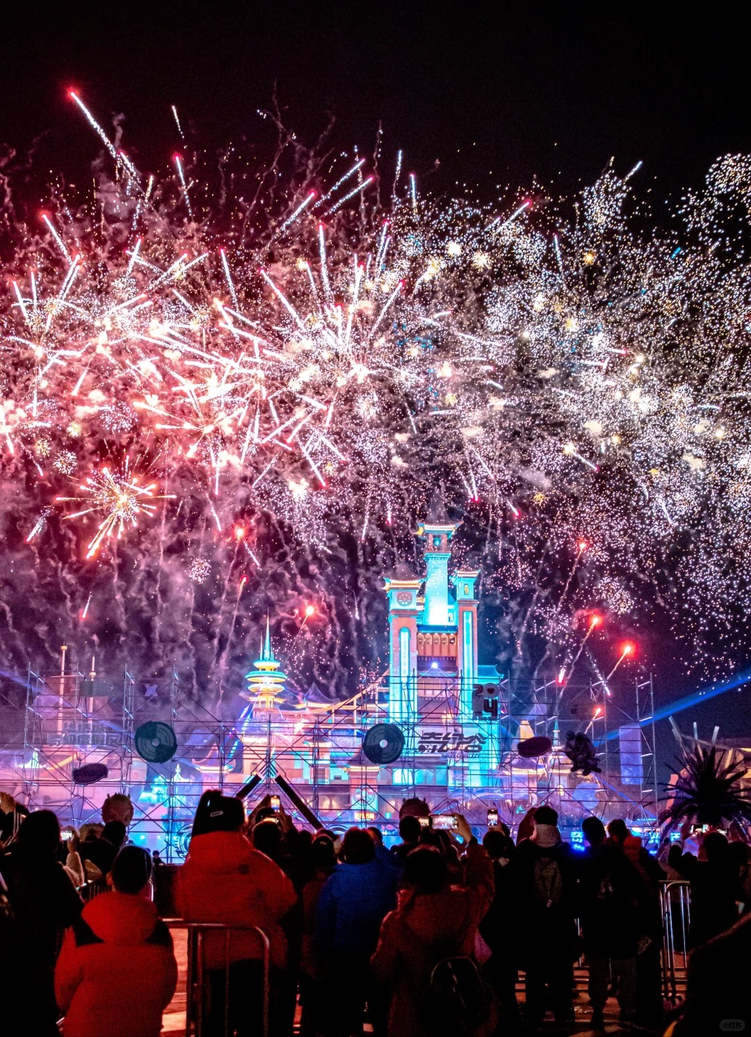 给你亿点点襄阳夏日烟花的震撼！！_1_襄阳华侨城奇幻度假区_来自小红书网页版