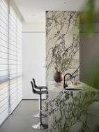 图片包含 室内, 房间, 小, 桌子
AI 生成的内容可能不正确。