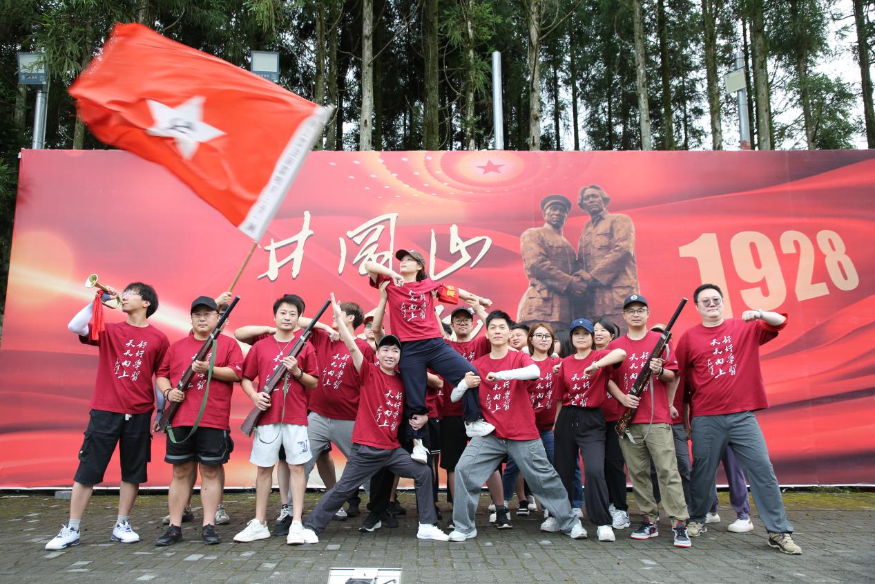 a61de9e2-8b74-41df-98a6-0ae76ca15e2a