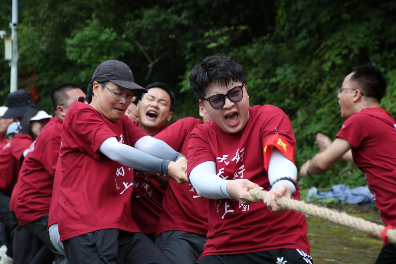 79eaa4d5-9882-478c-a5ca-9ada3aadd76e