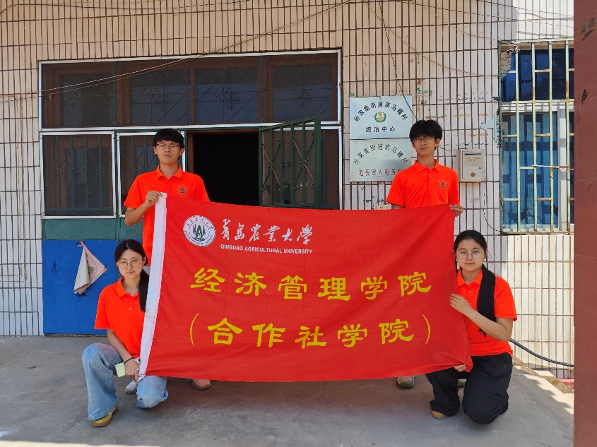 图片包含 人, 建筑, 男人, 小孩

AI 生成的内容可能不正确。