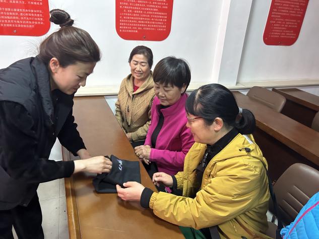 如图片无法显示，请刷新页面